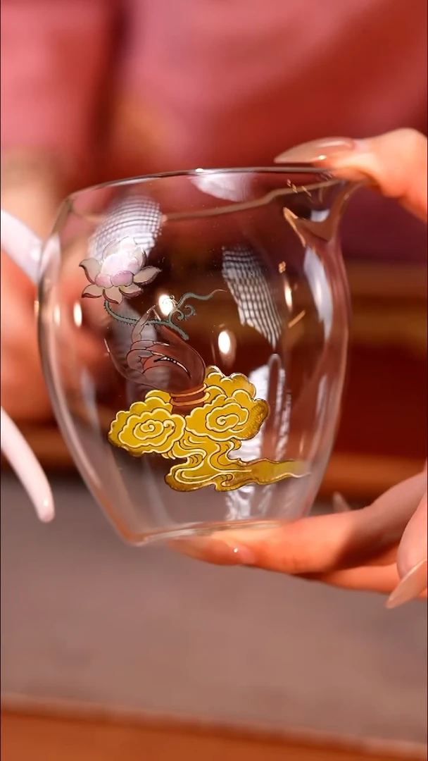 禾器/手绘怡然粉彩/佛指捻花