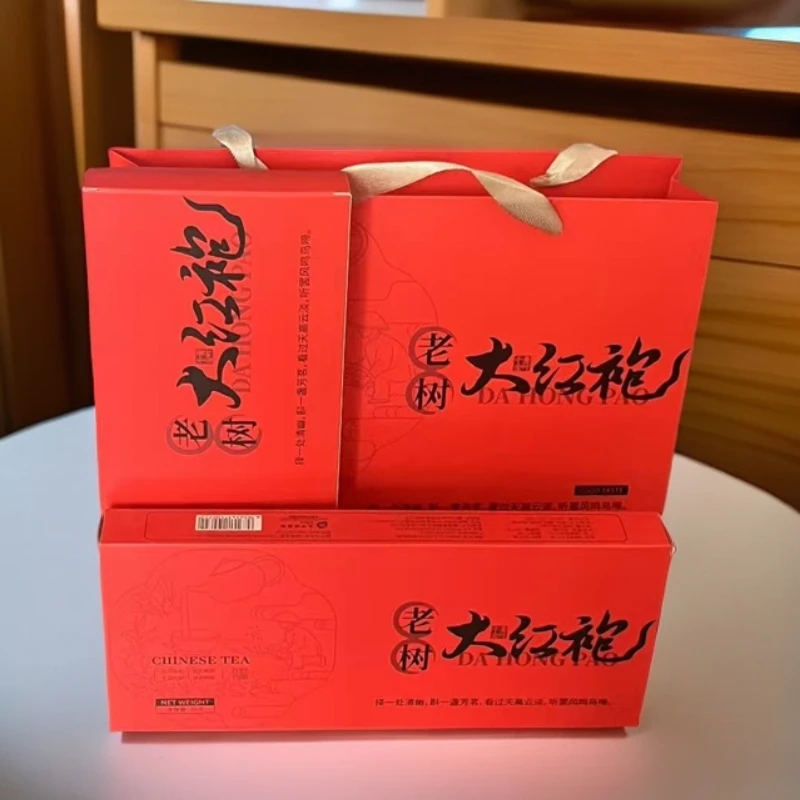 【拍一发二】发两条配礼袋 大红袍岩茶 一条35克