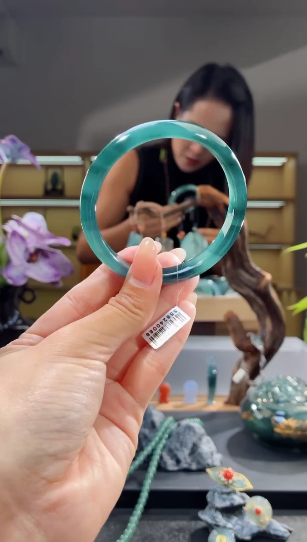 未镶嵌手镯翡翠56.8圈