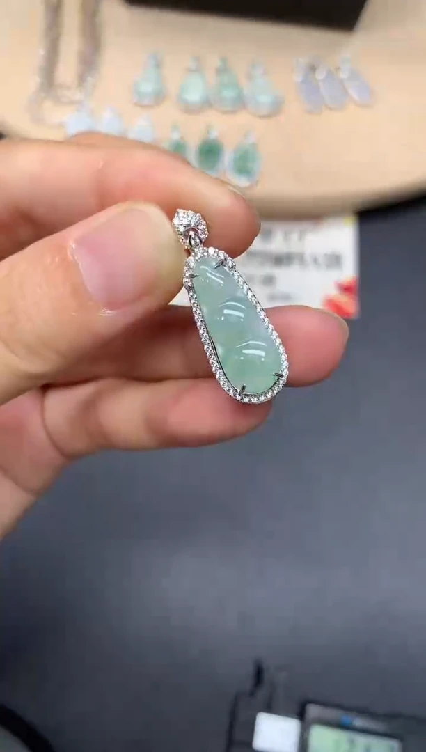 翡翠银S925镶嵌吊坠(不含链)福豆【多样性发其一】