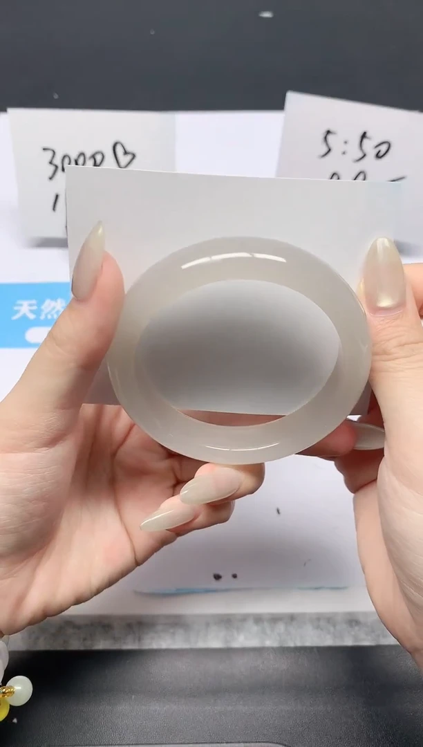 石英质玉手镯未镶嵌K45-56