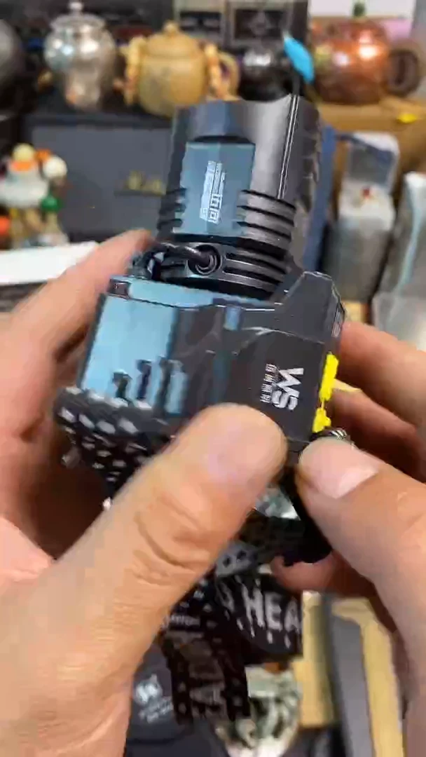 瓷片闪购商品，如图所示
