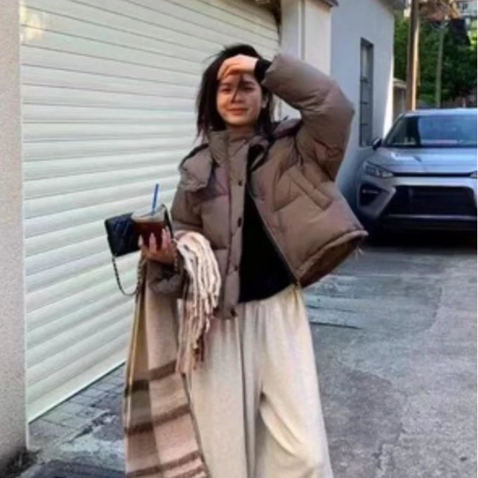 6080肯豆风奶包羽绒短款连帽女冬季时尚外套-衣长57