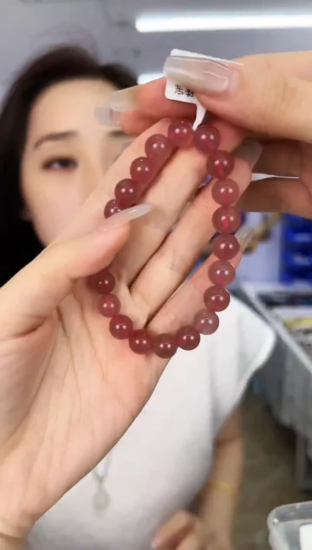 水晶手链未镶嵌天然珠宝多样性发其一