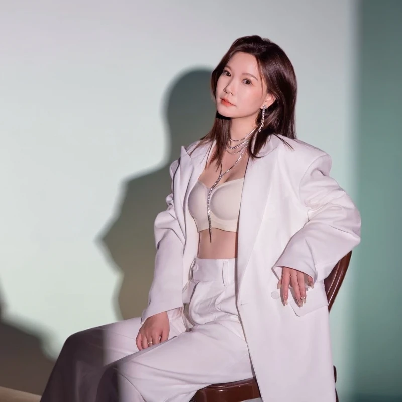 亚楠-安娜-扣号【神秘大牌Y家】时尚潮流女装