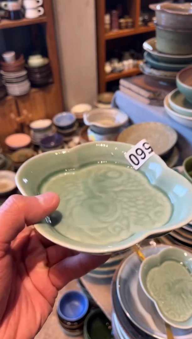 【闪购商品】瓷片560微瑕龙鱼浮雕梅花碟