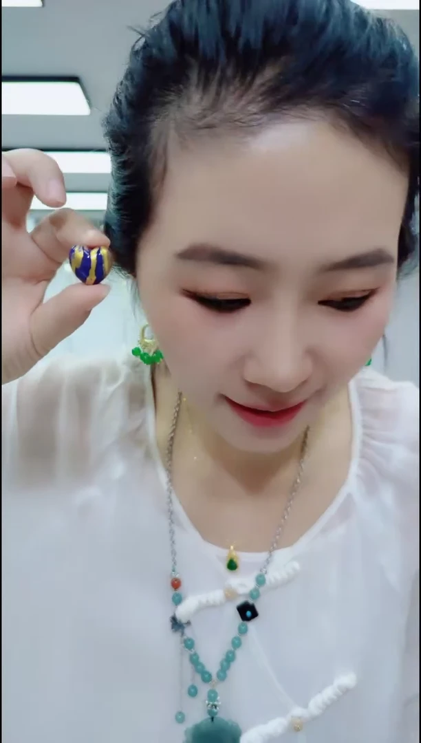 1990紫色大漆爱心