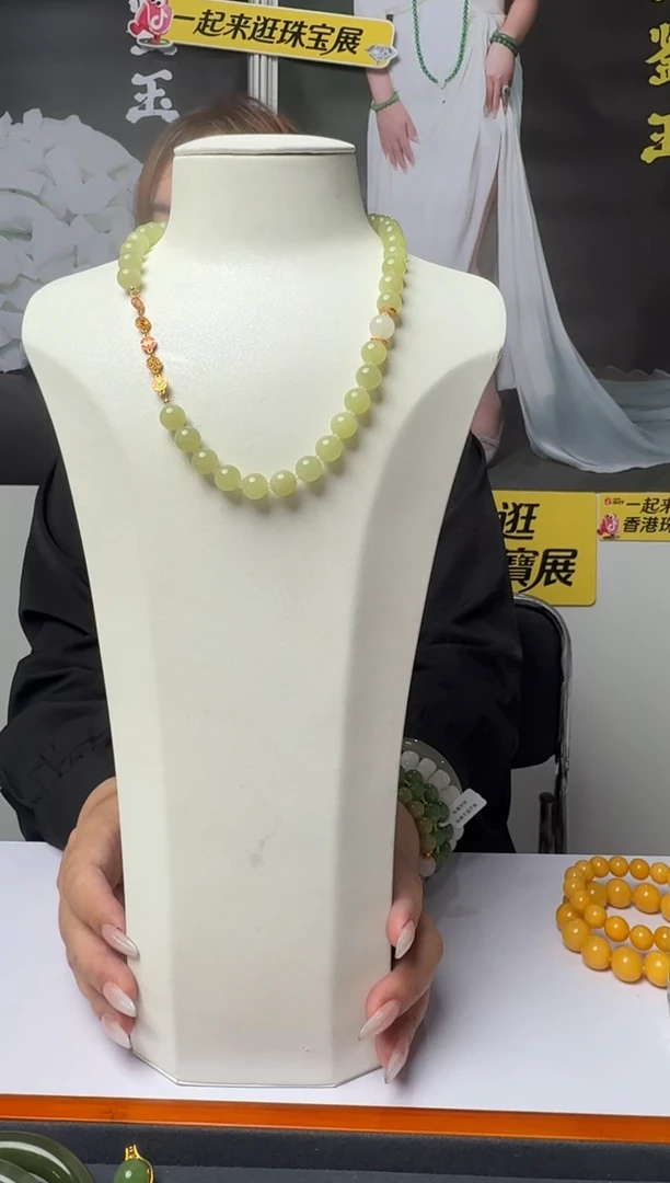 颈饰未镶嵌和田玉项链