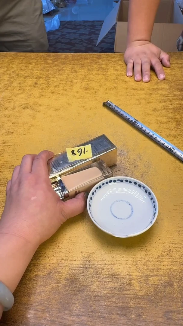 瓷器瓷瑕疵老破旧168雅液碗