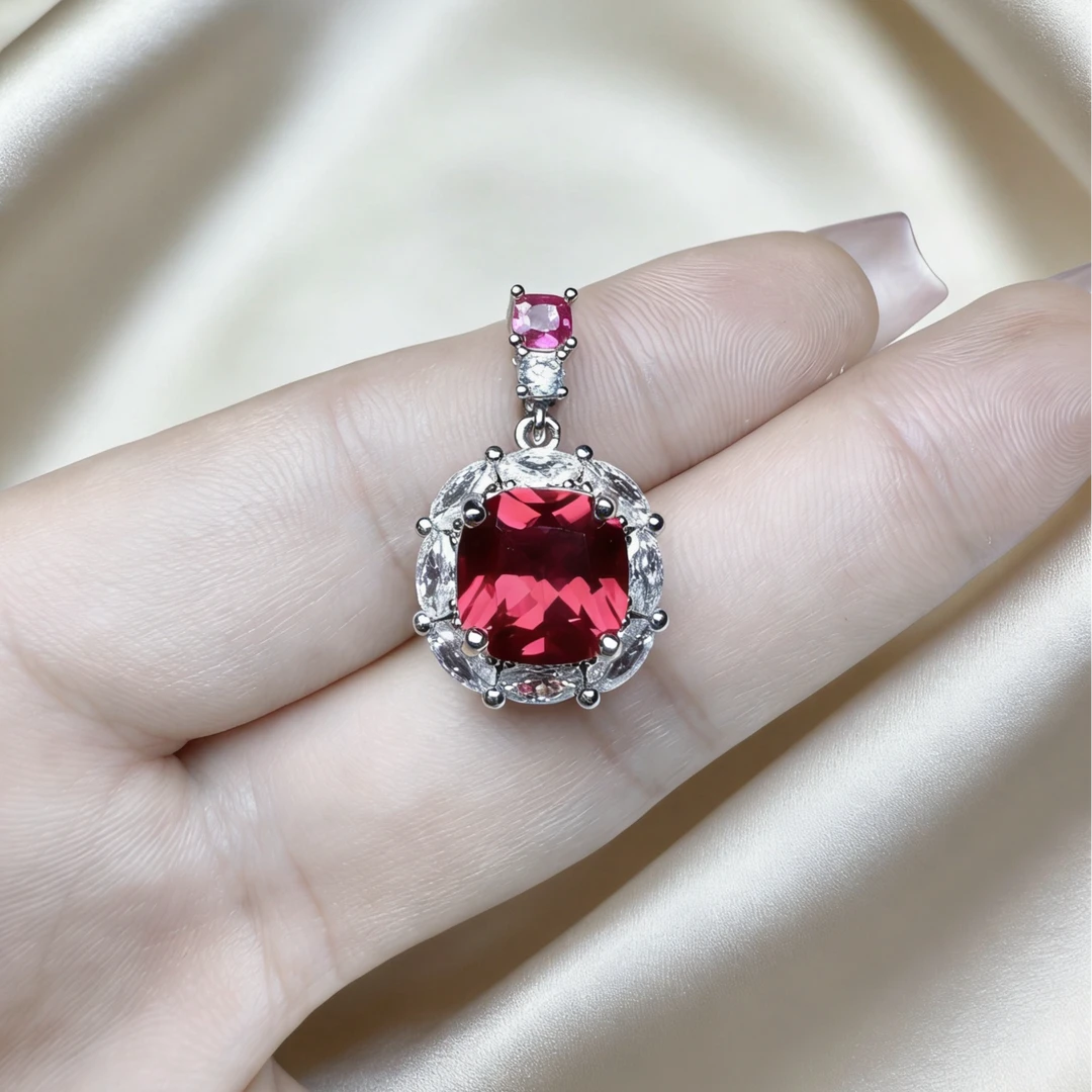 培育红宝石高订0023-轻奢幻彩培育鸽血红精切合金吊坠