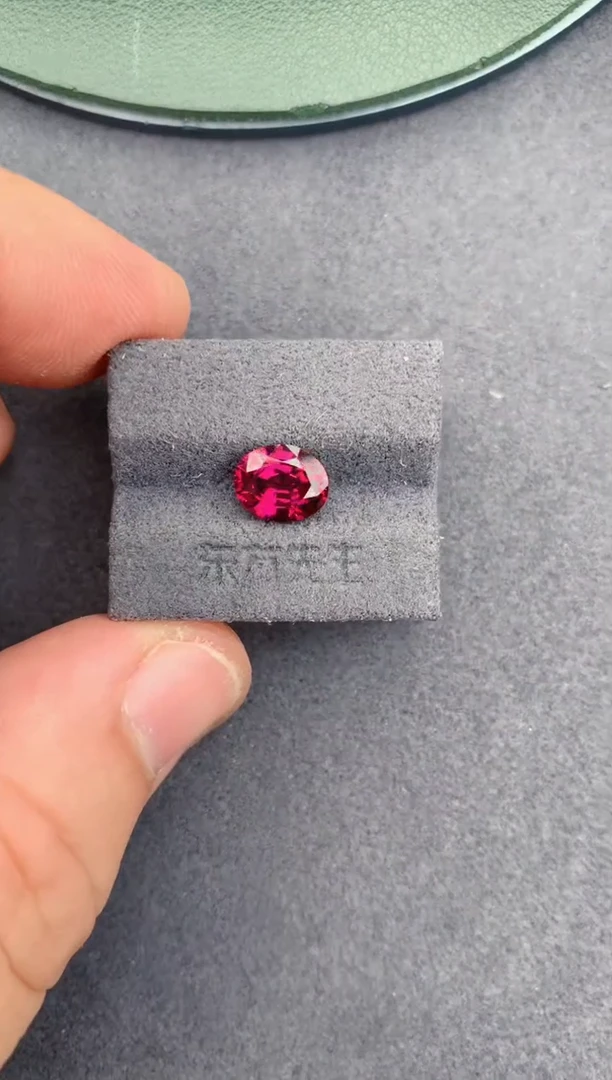 未镶嵌裸石定制石榴石2ct 镁铝榴石 定制