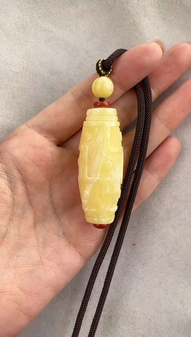 【闪购商品】琥珀裸石未镶嵌10128139-吊坠