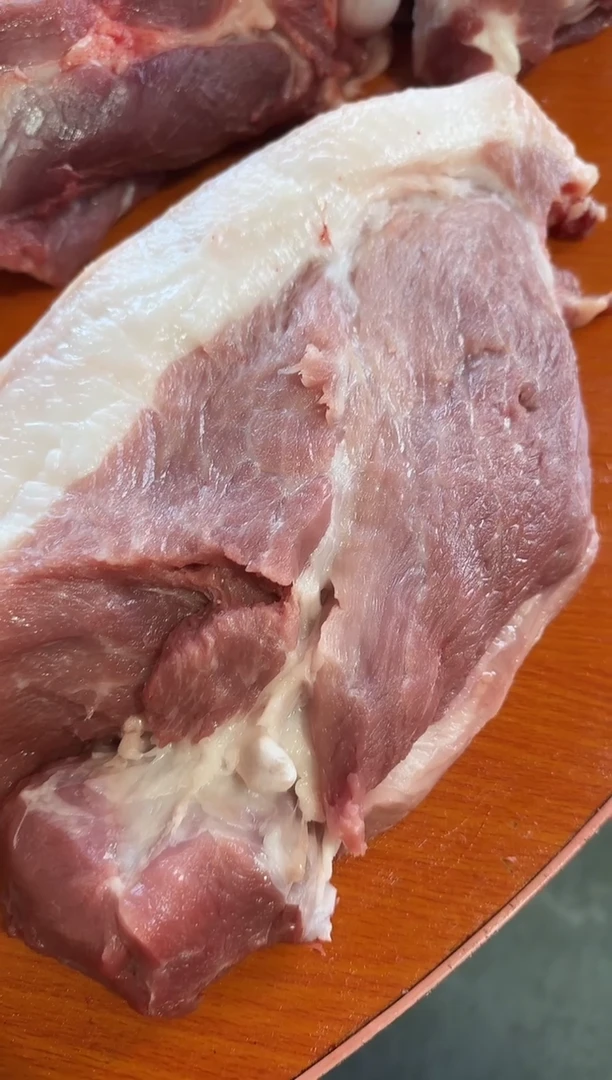 中国大陆180食用农产品高*猪后丘肉2.79高平