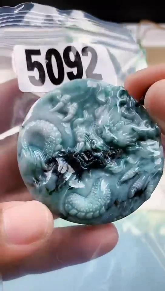 【闪购商品】翡翠挂件未镶嵌天然翡翠吊坠挂件