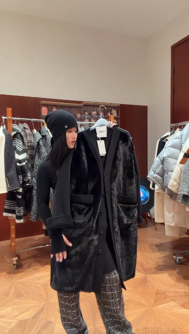 图片款拼接款黑色水貂毛羊毛大衣外套 均码 可穿到150斤