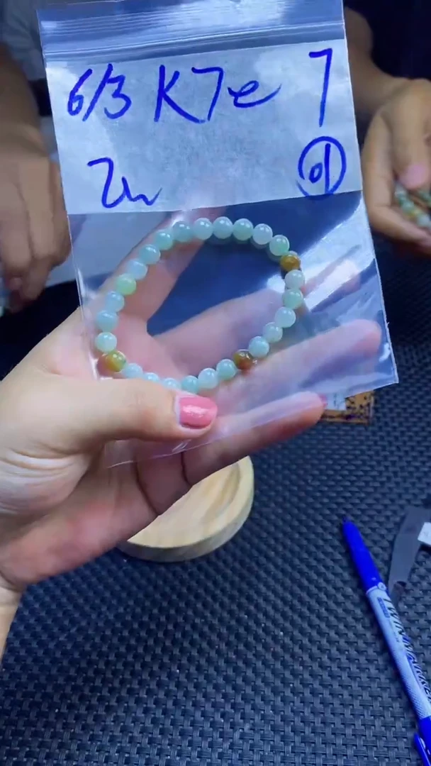 未镶嵌手链翡翠天然缅甸A货翡翠，多样性发货只发其一