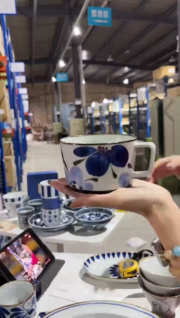 瓷片花重ね 新スープマグ 青