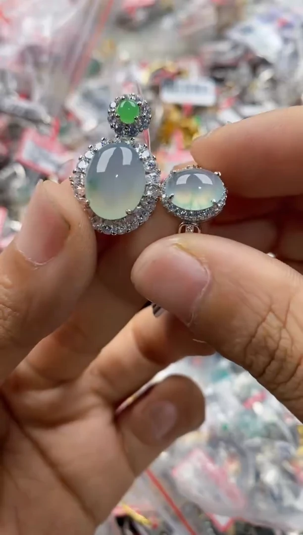 银S925镶嵌戒指翡翠555              9