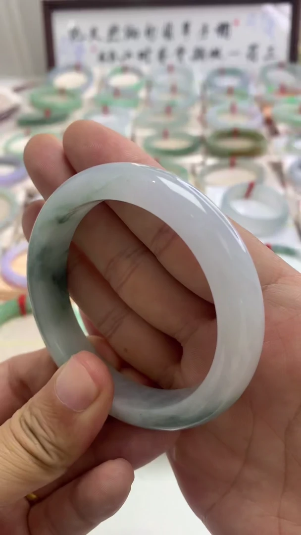 未镶嵌手镯翡翠飘花55