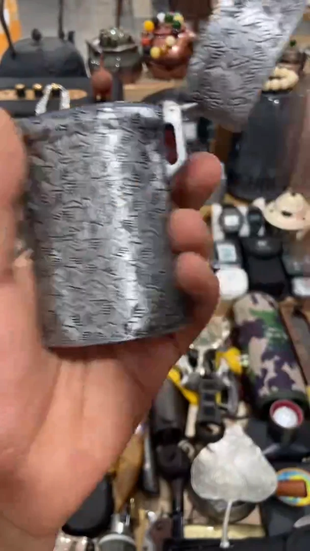 瓷片闪购商品      如图所示