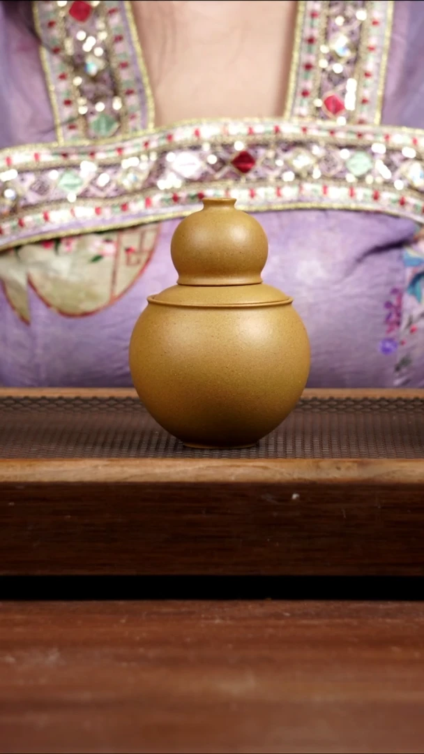 茶壶紫砂黄金段吉祥三宝小30中100大200