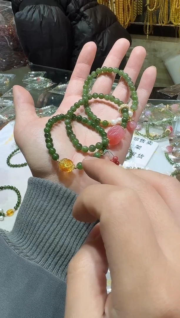 未镶嵌手链和田玉鑫源碧玉手串多样性发其一