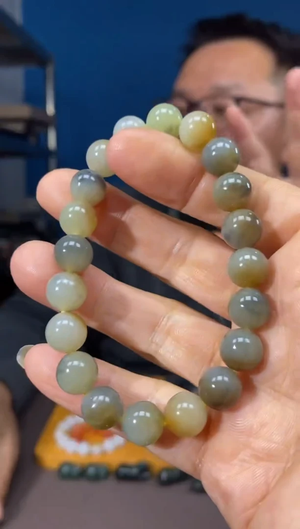 未镶嵌手链和田玉颜色多样性发货拍一发一