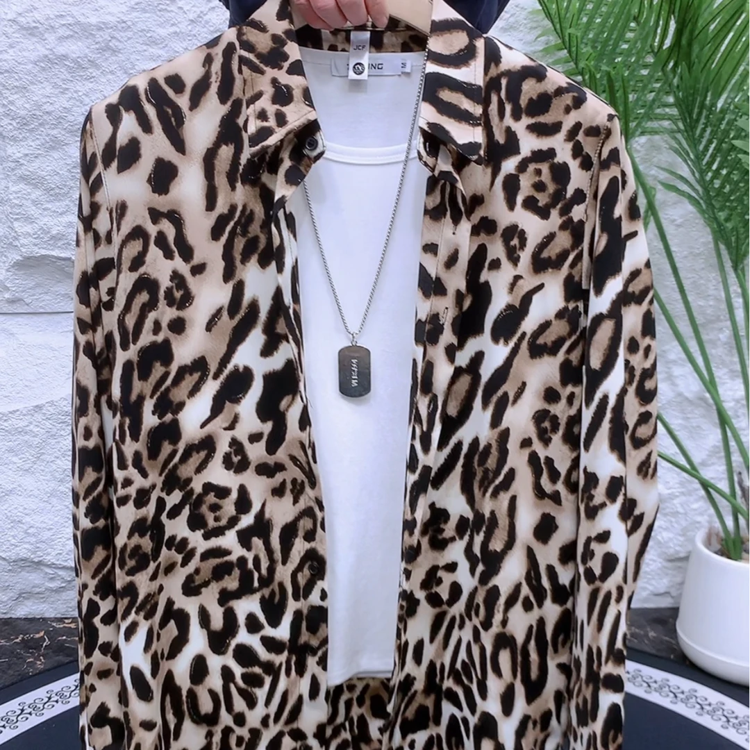 男士轻奢高级感时尚气质潮流经典印花百搭微阔长袖衬衣