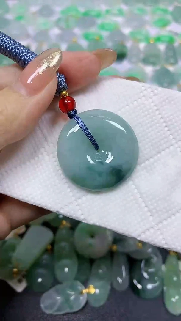 颈饰未镶嵌翡翠A货