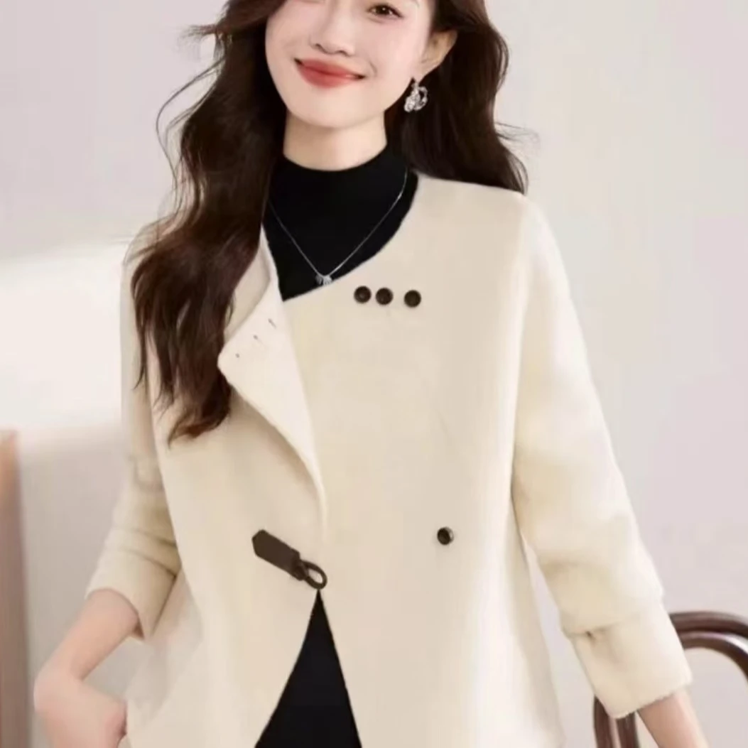2025年春装新款三粒扣手工双面羊毛大衣女短款外套