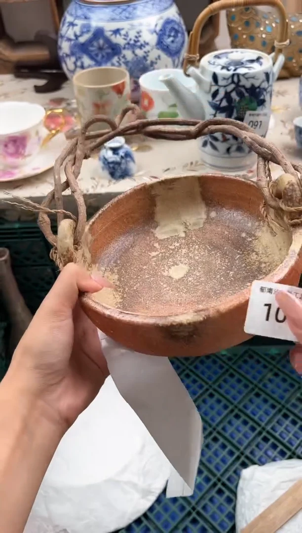 瓷片有****?E         108