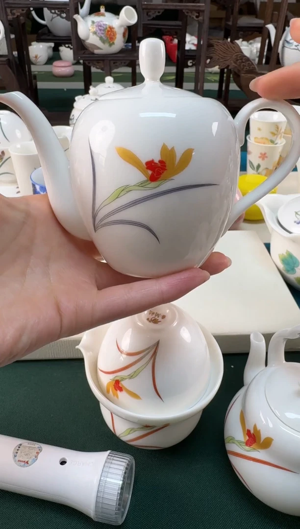 【闪购商品】瓷器 ······.......