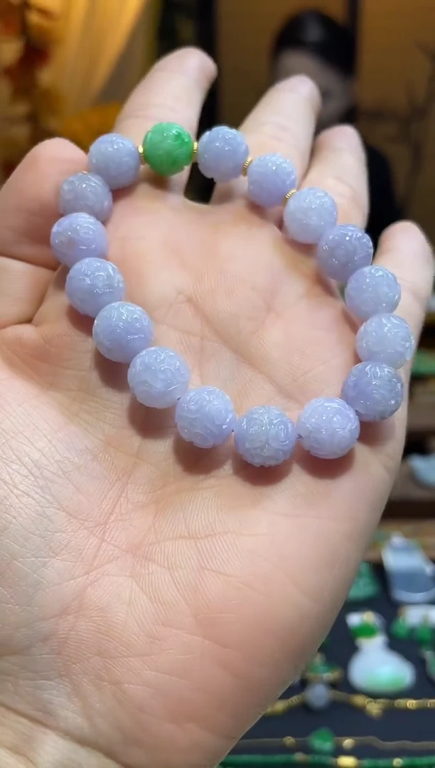 颈饰未镶嵌翡翠手串