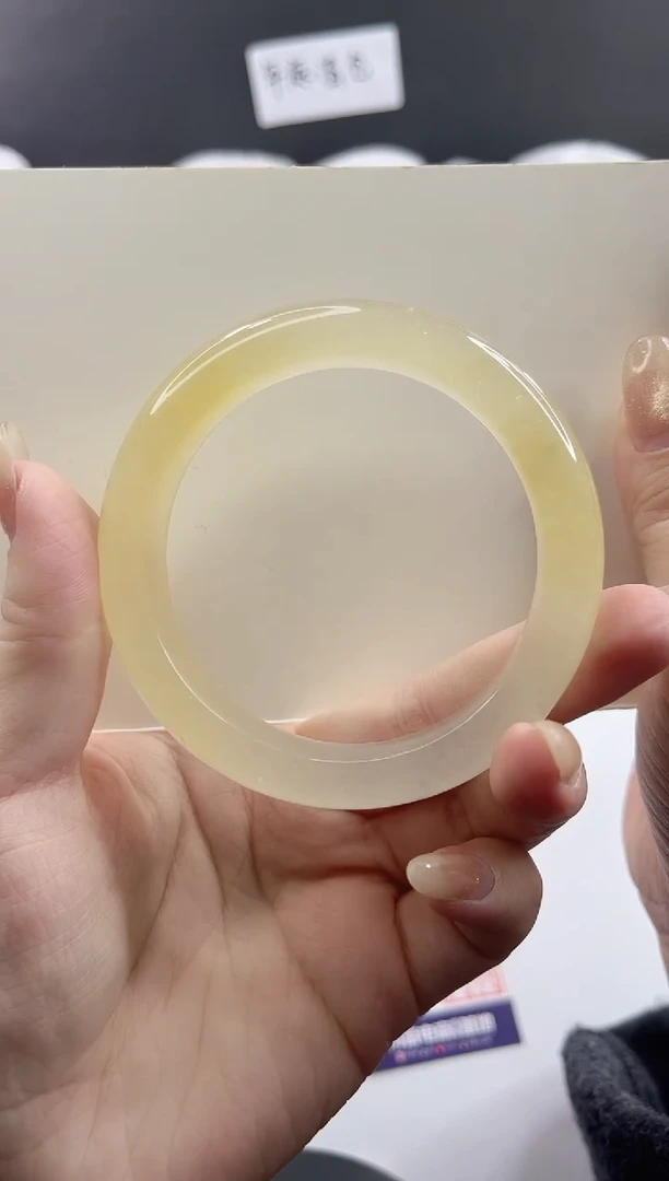 未镶嵌手镯石英质玉多样性发货L38