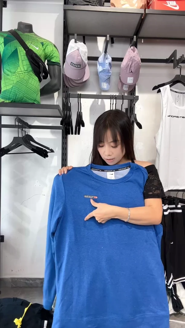 1384编码 编码 瑕疵修复以直播间讲解为准 尺码180
