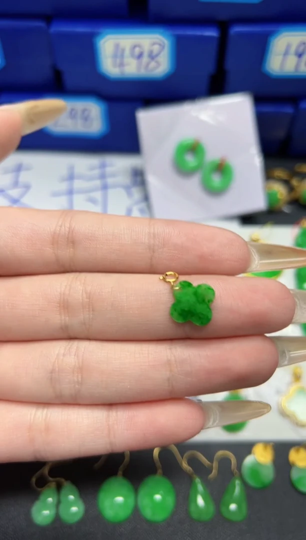 【闪购商品】翡翠颈饰18K金镶嵌Y缅料A货/多样性发货/一件