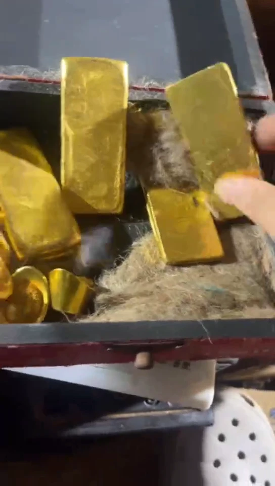 香榧木1个开封红色大全花花小盒子第二盒