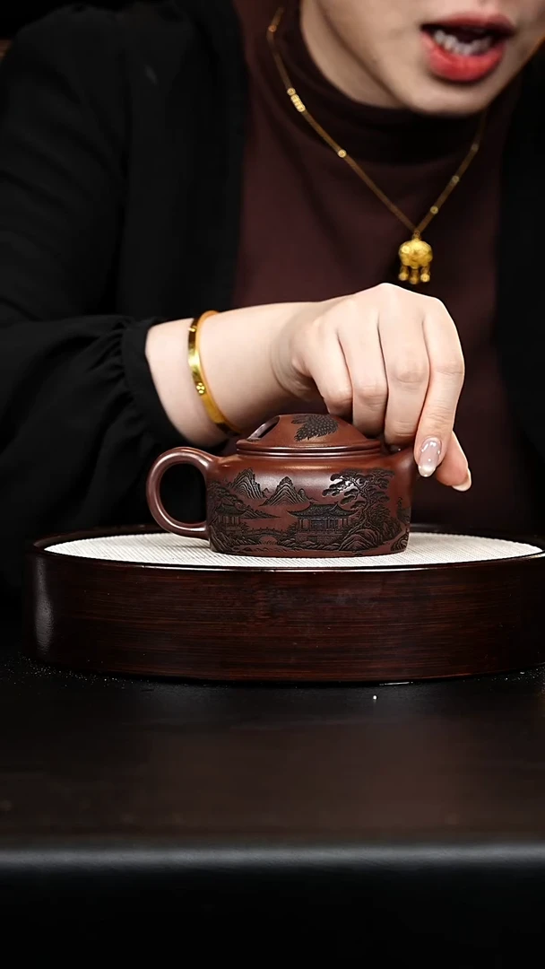 茶壶紫砂牛盖莲子