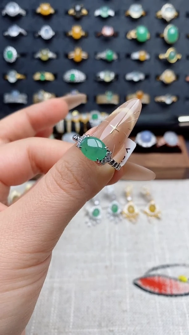 银S925镶嵌戒指翡翠.