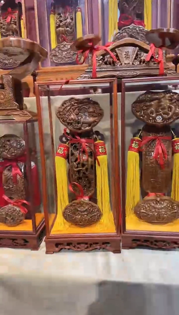 【闪购商品】桃木木雕总高50红木底座称心吉祥