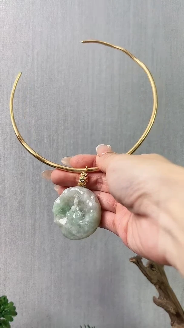 【闪购商品】翡翠颈饰未镶嵌无相观音