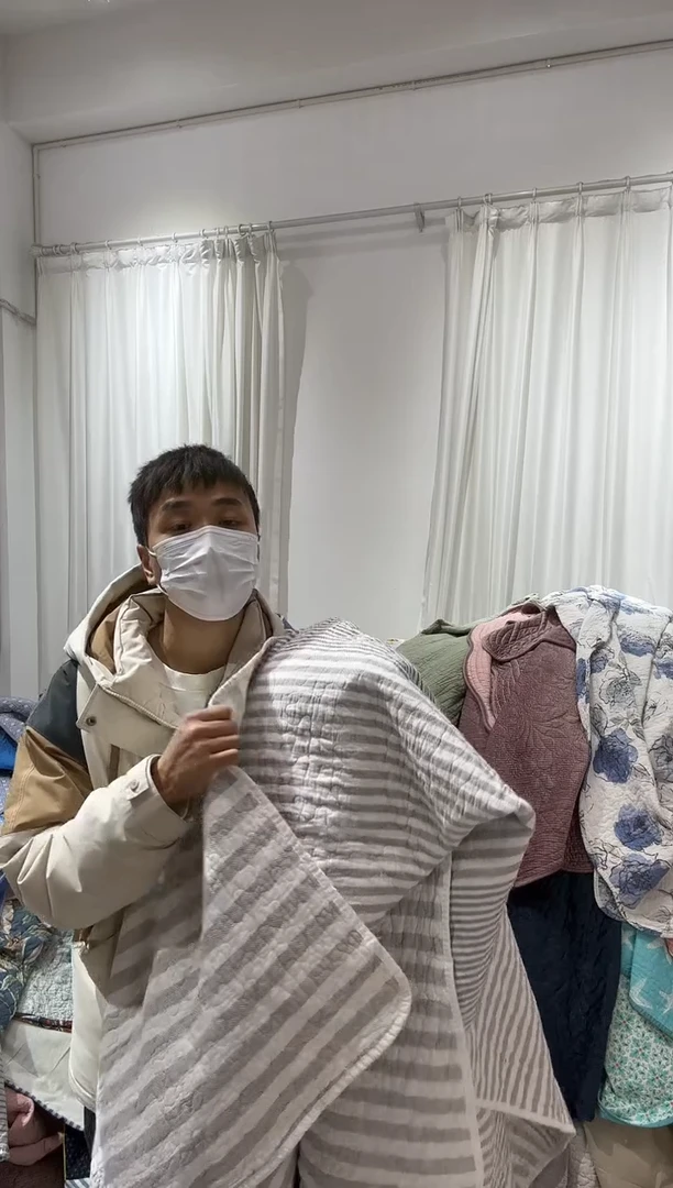 棉200*230纯棉床盖106号小瑕疵