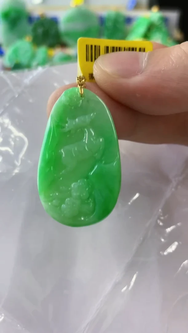 翡翠18K金镶嵌吊坠(不含链)挂件