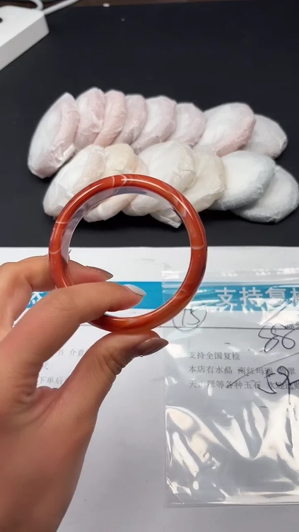 手镯玛瑙/玉髓未镶嵌076