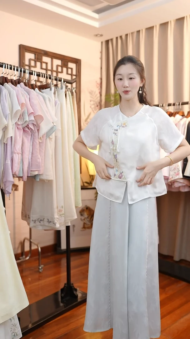 刺绣桑蚕丝非遗苏绣服饰