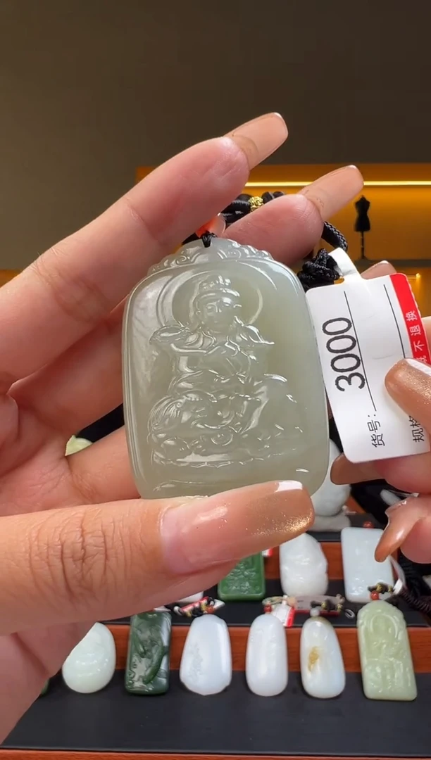 颈饰未镶嵌和田玉1