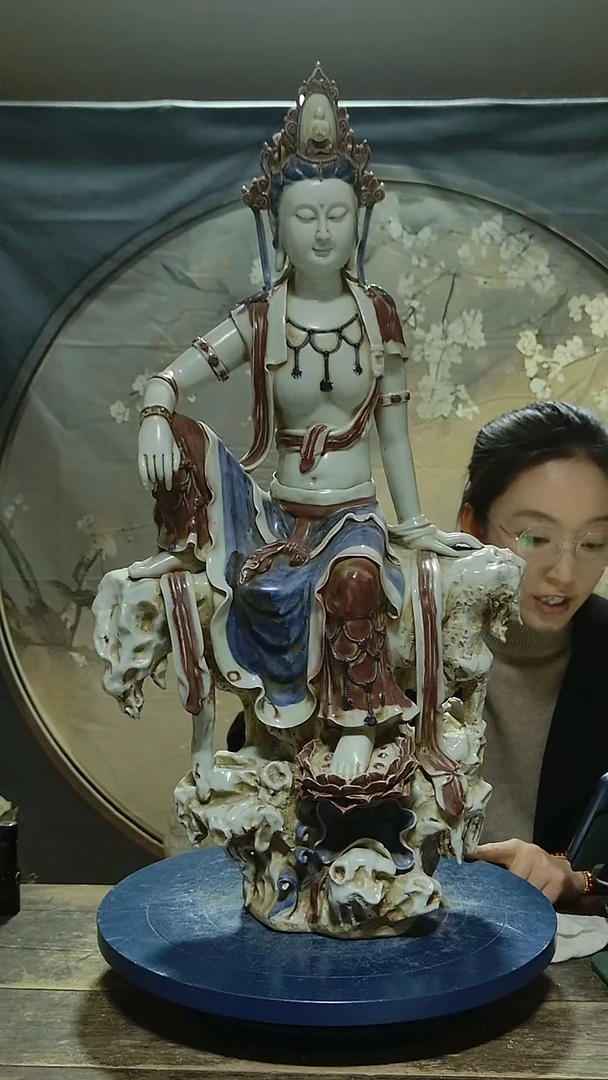 摆件湖田窑自在观音造像高71公分