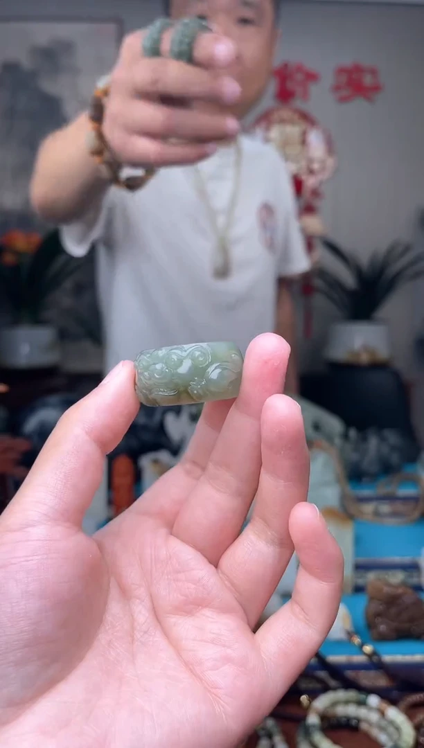 和田玉未镶嵌挂件1