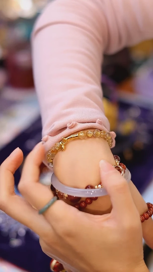 【闪购商品】摆件山怂阿卿直播间@@金色的