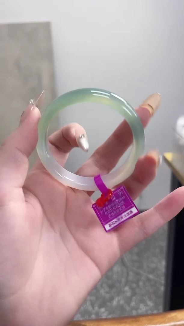 【闪购商品】玛瑙/玉髓手镯合金51-52圈需要包容